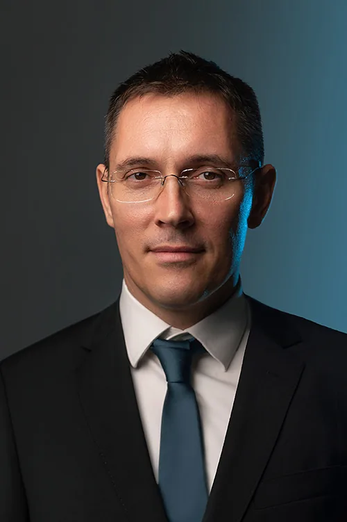 Avocat Ion Vărzaru